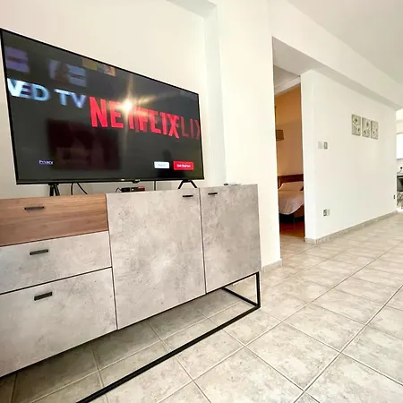 Apartment Platform 357 La Vie Royale Charming *